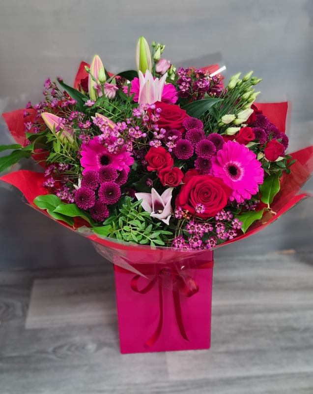 Valentines Flowers in Pink & Red